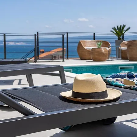 Βίλα Seaview Mila With 4 En-suite Bedrooms, Private Pool, Finnish Sauna, Treadmill, Sandy 250m