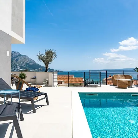 Seaview Mila With 4 En-suite Bedrooms, Private Pool, Finnish Sauna, Treadmill, Sandy 250m Duće