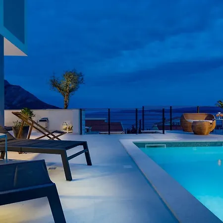Seaview Mila With 4 En-suite Bedrooms, Private Pool, Finnish Sauna, Treadmill, Sandy 250m
