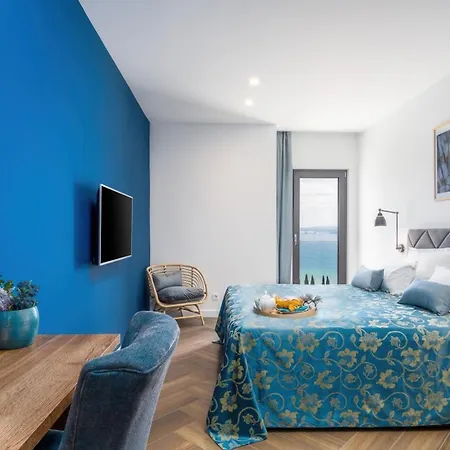 Seaview Mila With 4 En-suite Bedrooms, Private Pool, Finnish Sauna, Treadmill, Sandy 250m