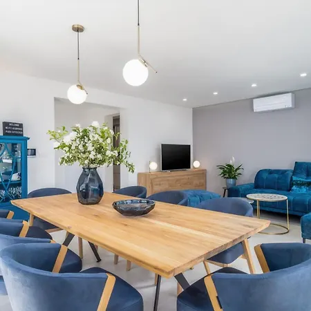 Seaview Mila With 4 En-suite Bedrooms, Private Pool, Finnish Sauna, Treadmill, Sandy 250m Βίλα